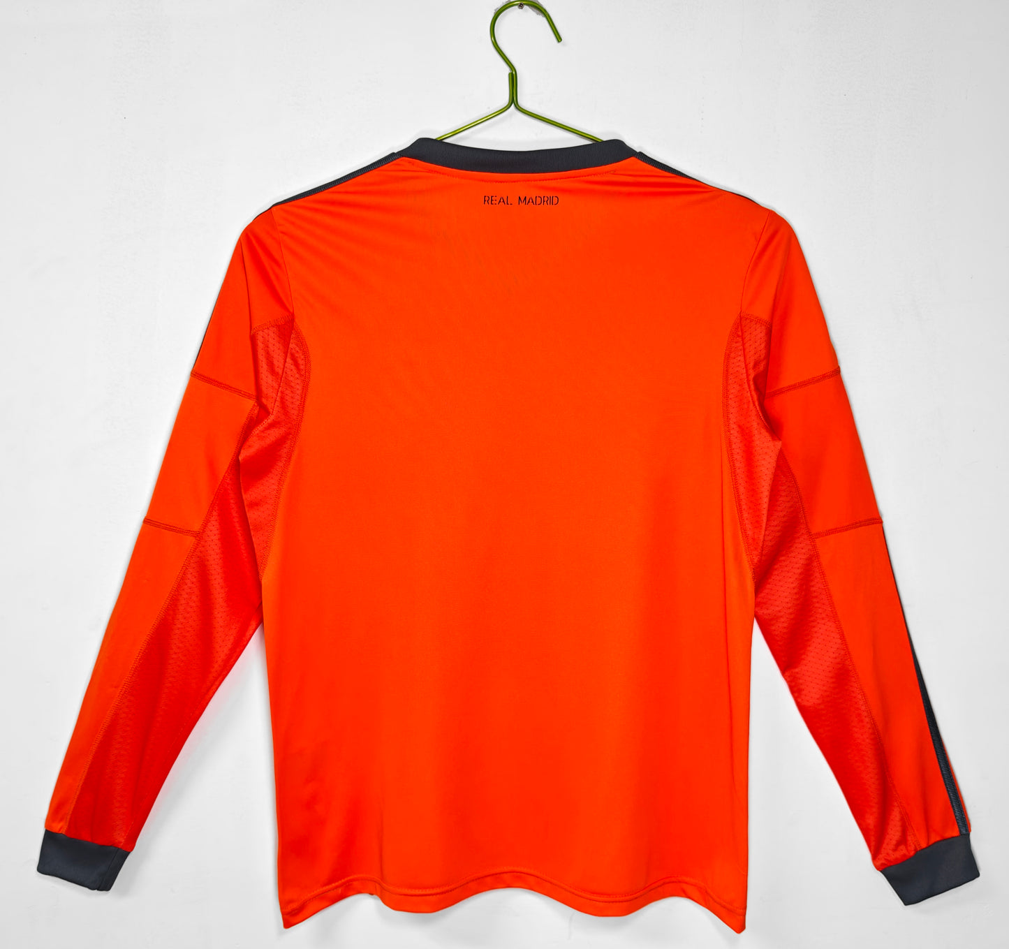 Long-sleeved: 2013/14 Season Real Madrid Second Away Orange