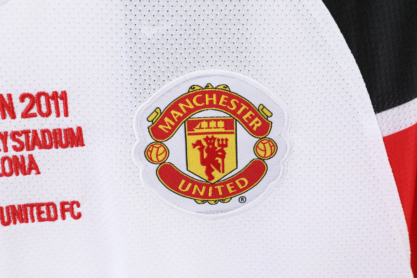 Long-sleeved: 2010/11 Manchester United Away White Champions League Retro