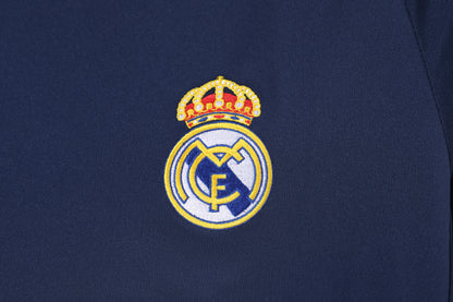 Long-sleeved: 2005/06 season Real Madrid away royal blue