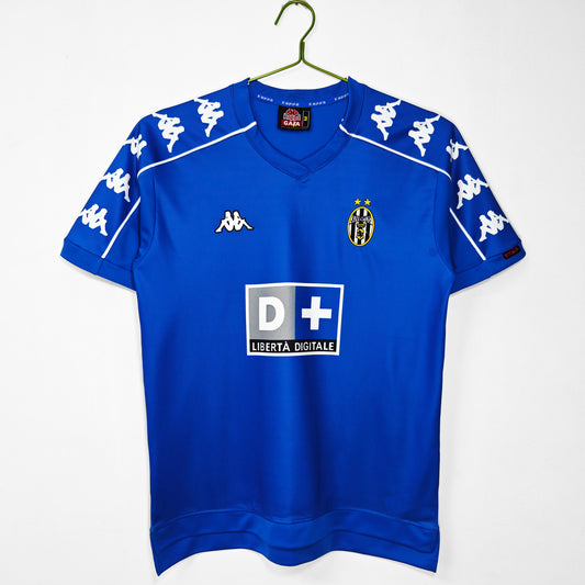 1999/00 Season Juventus Away Blue