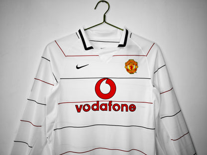 Long-sleeved: 2003/04 Manchester United away kit