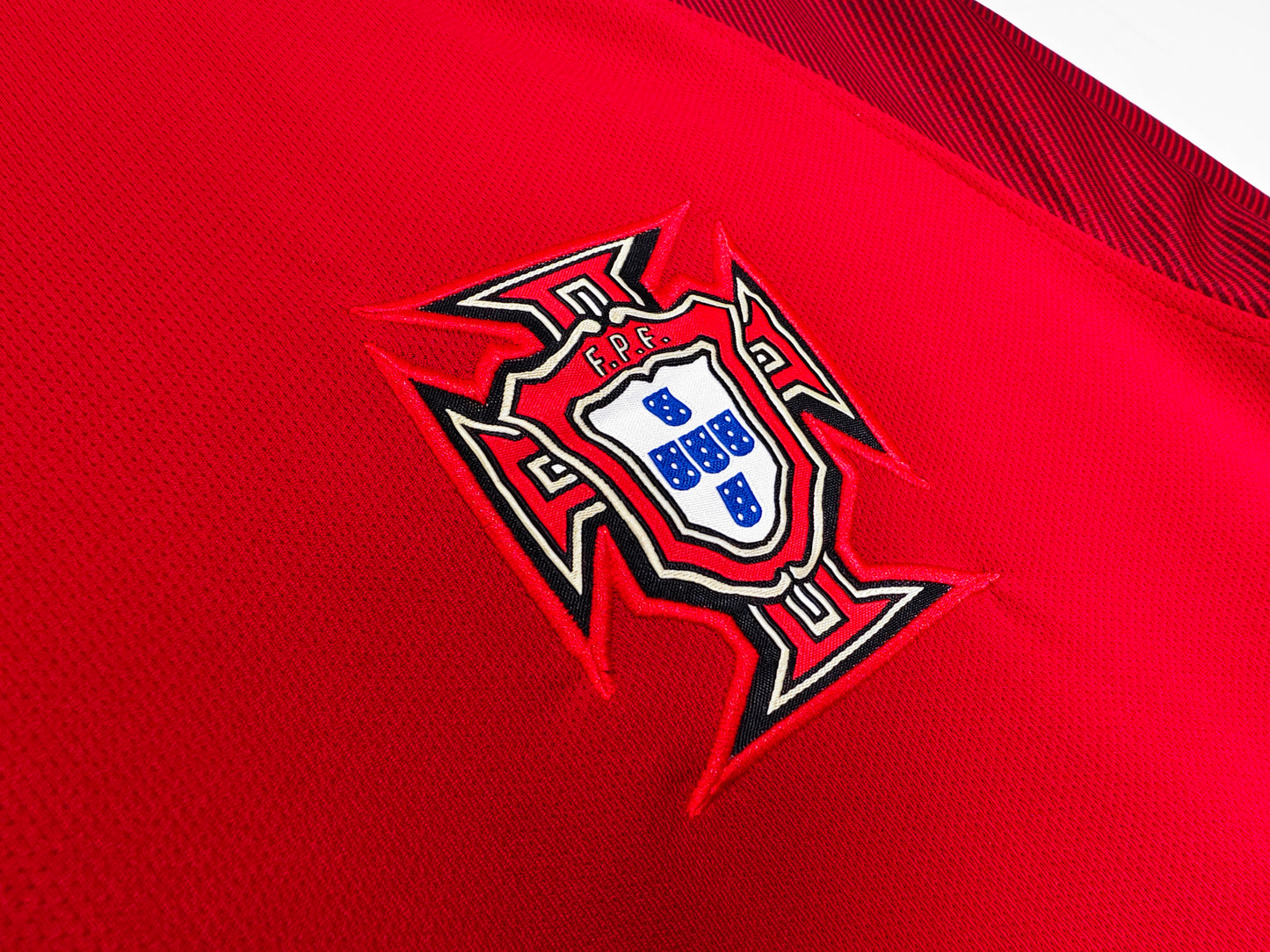 Long-sleeved: 2016 Season Portugal Home Retro