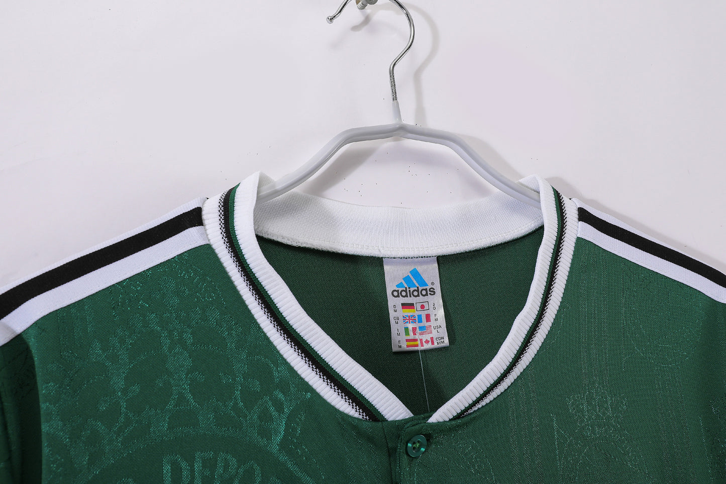 Long-sleeved jersey: 1999/00 season Deportivo La Coruña away green