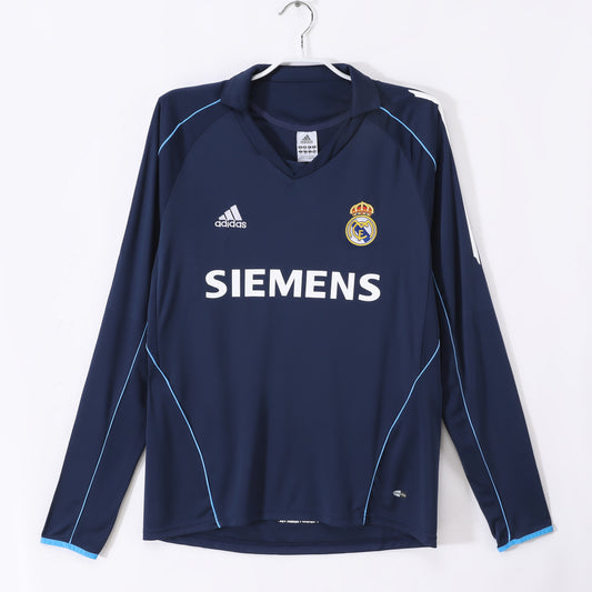 Long-sleeved: 2005/06 season Real Madrid away royal blue