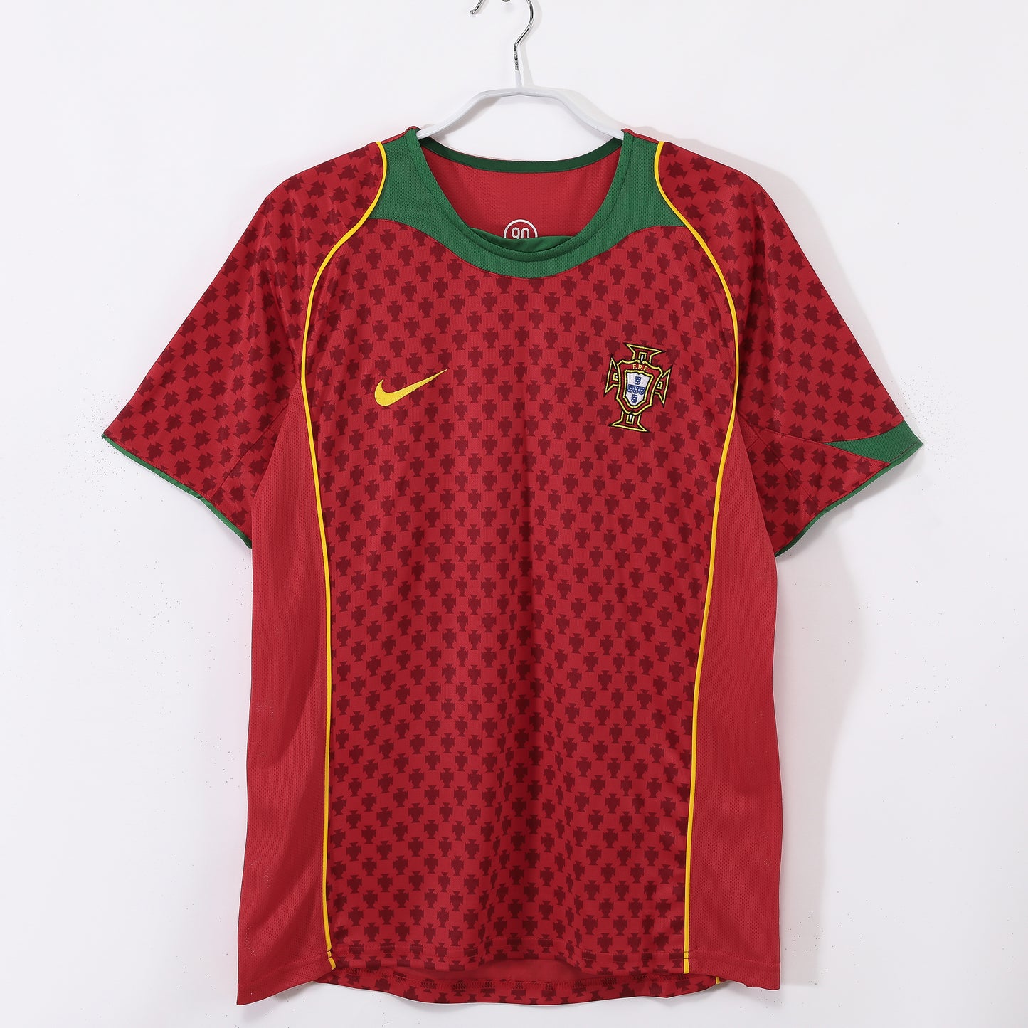2004 Season Portugal Home Retro Kit