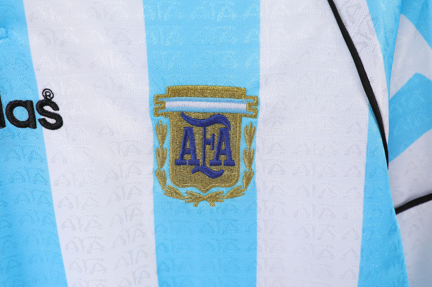 Long-sleeved jersey: 1996/97 season Argentina home kit