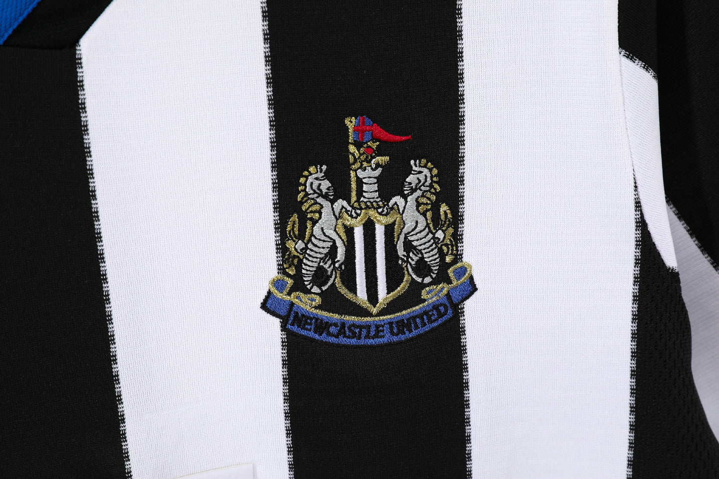 Newcastle United 2000/01 Season Home Retro Kit