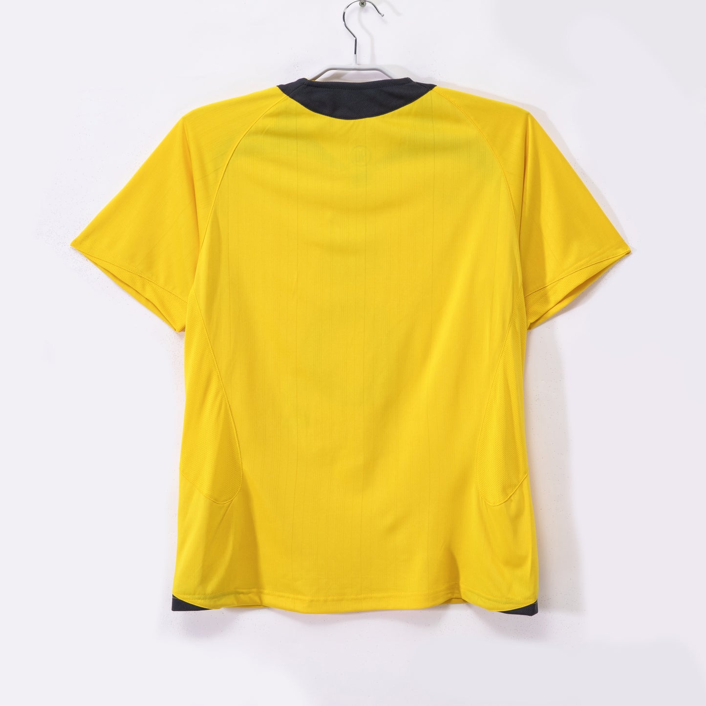 2005/06 Season Arsenal Away Retro Kit