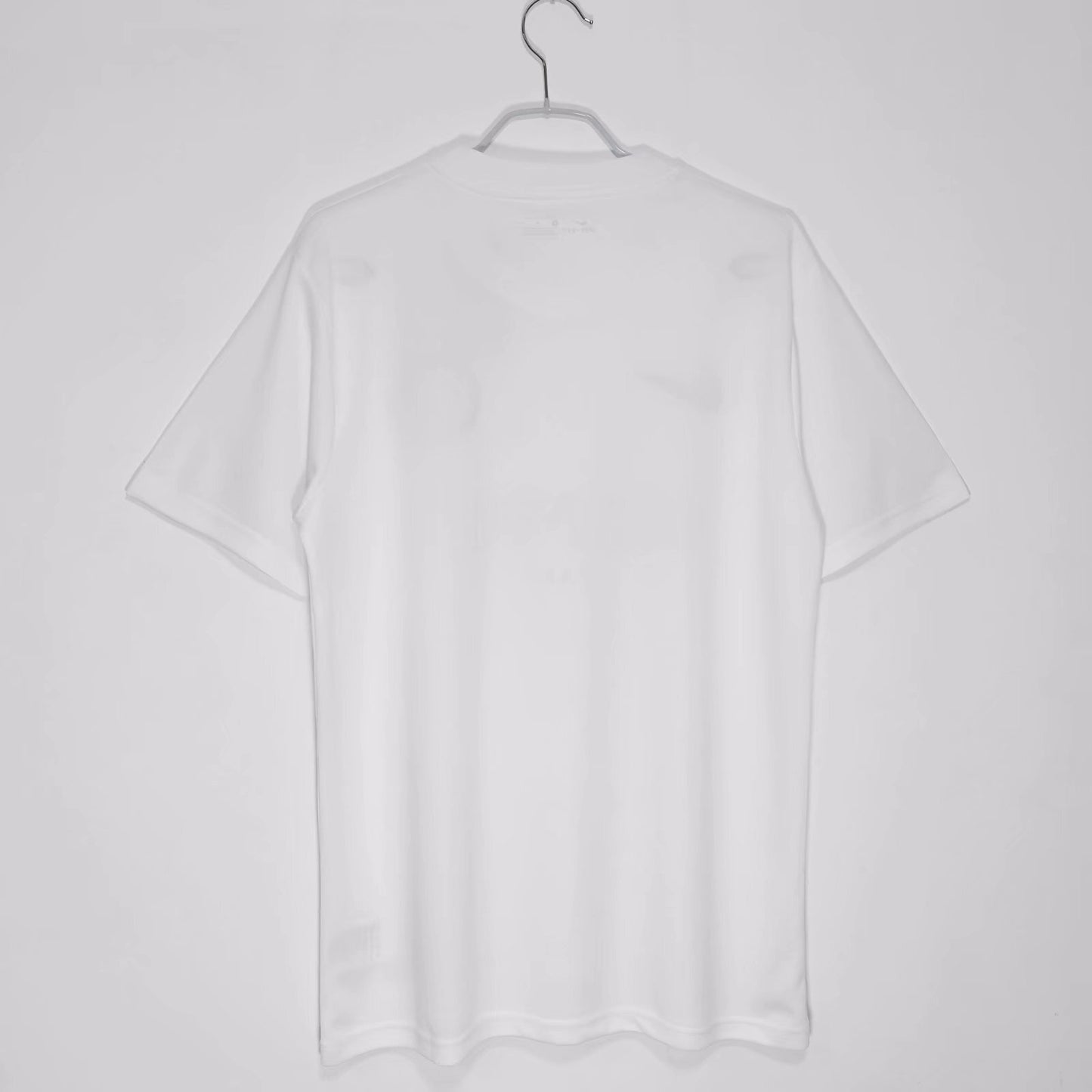 2020 Season Paris White Training Kit