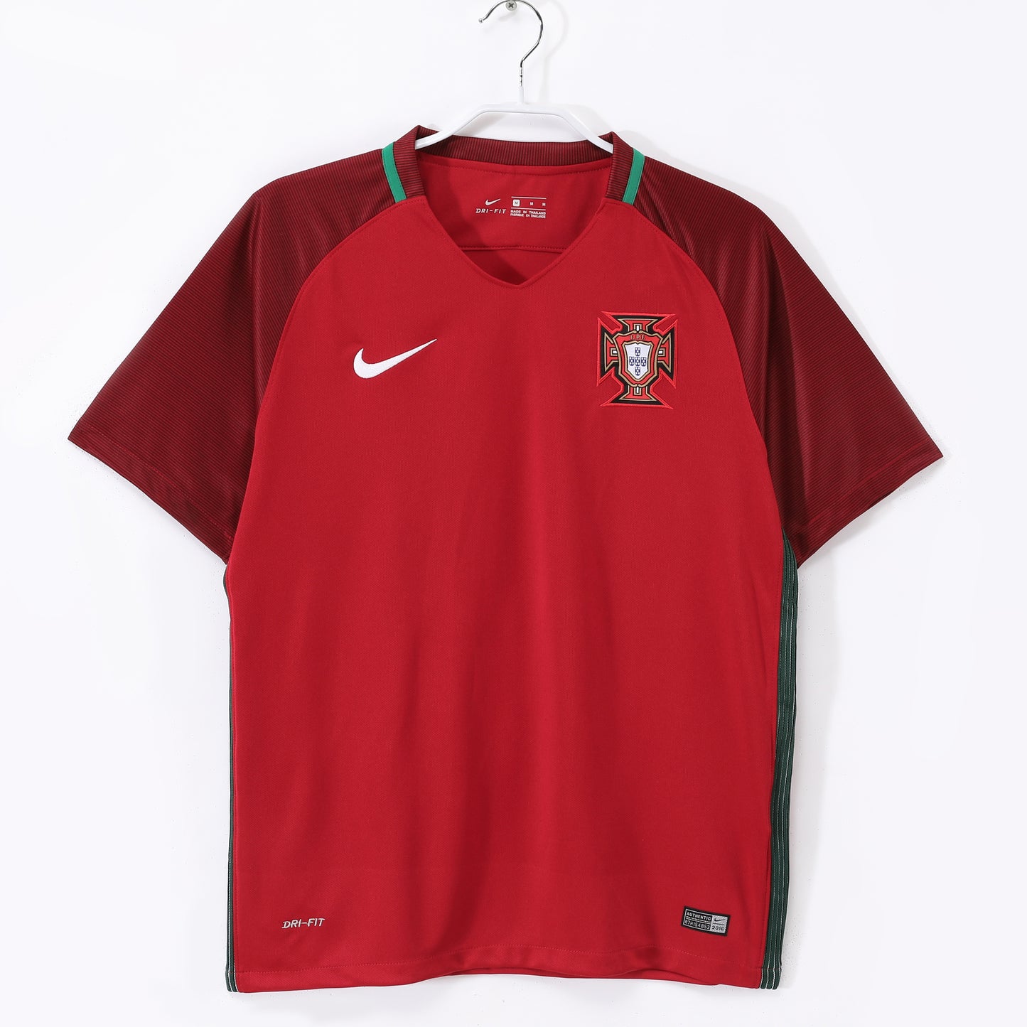 2016 Season Portugal Home Retro Kit