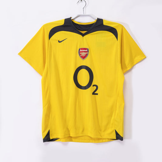 2005/06 Season Arsenal Away Retro Kit