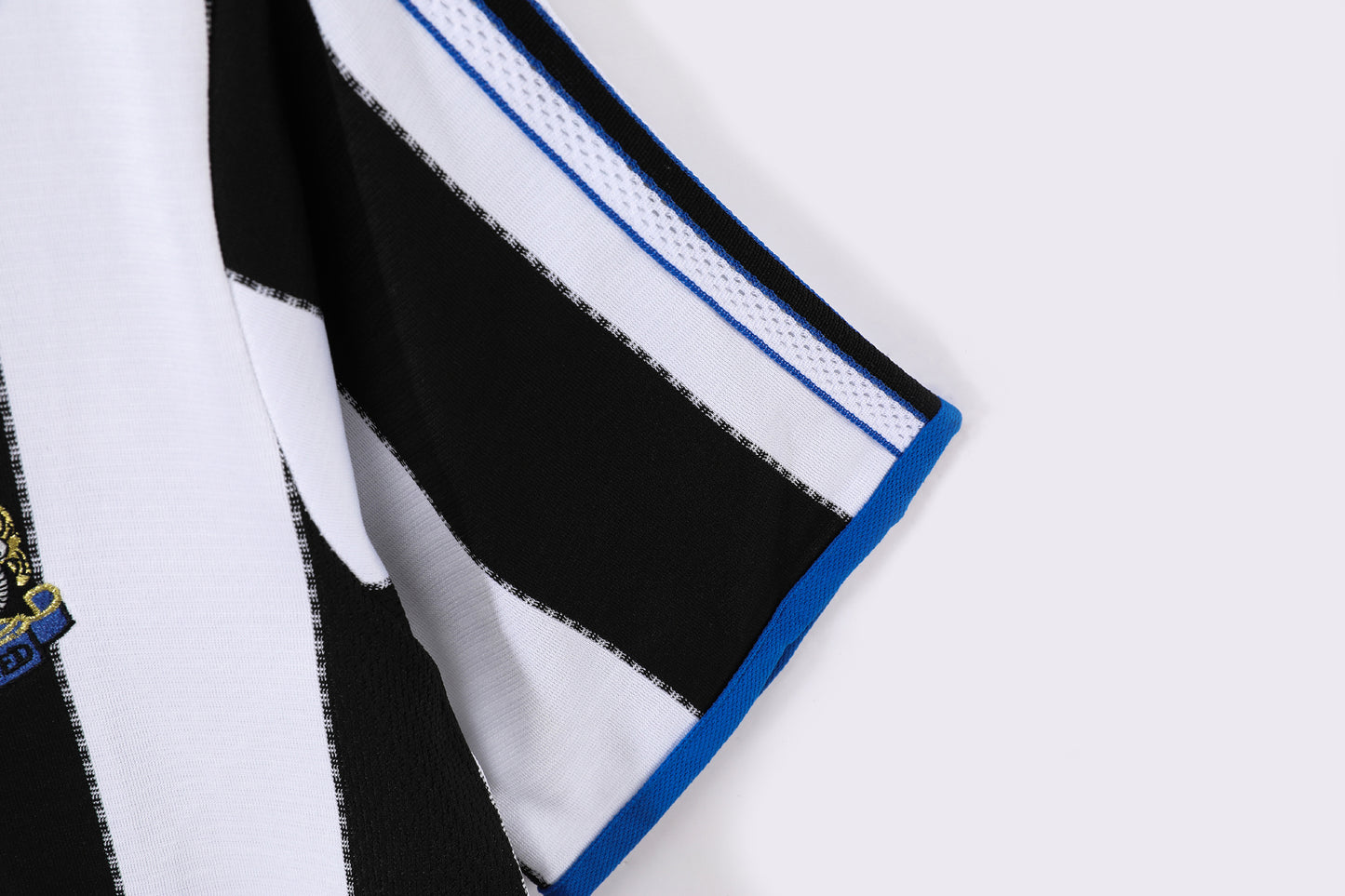 Newcastle United 2000/01 Season Home Retro Kit