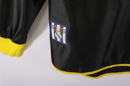 Long-sleeved jersey: 1999/01 season Real Madrid away kit