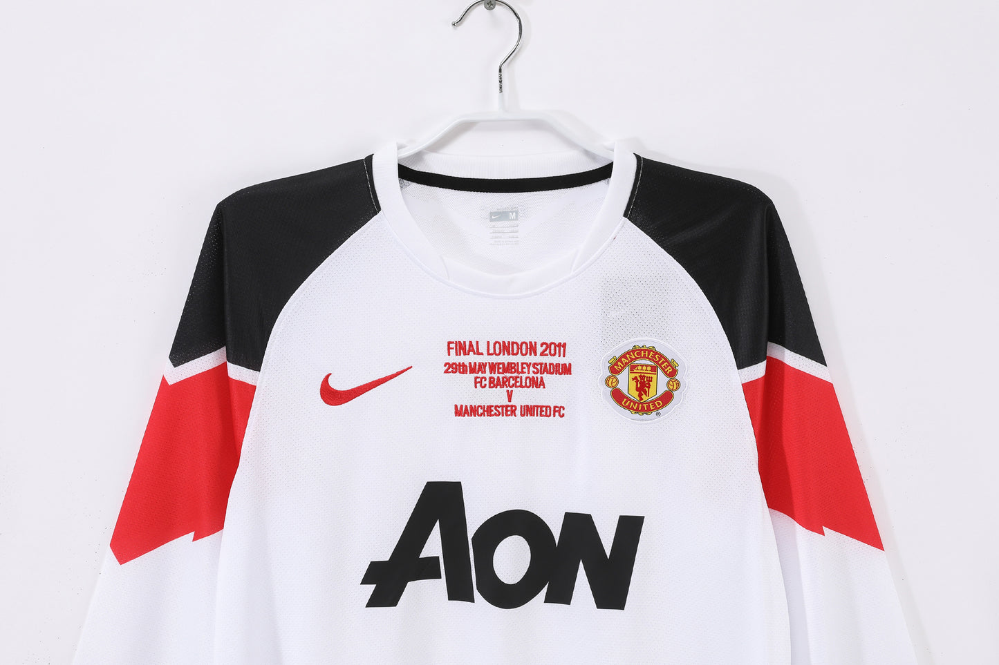 Long-sleeved: 2010/11 Manchester United Away White Champions League Retro